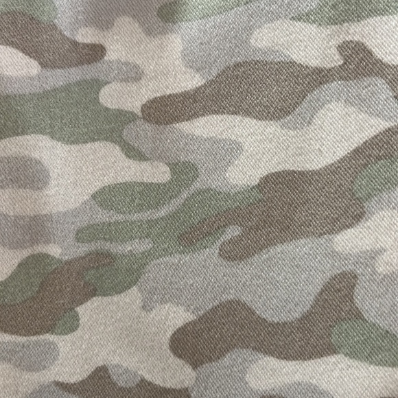 Time and Tru High Rise Stretch Fitted Gray Camo Jegging Size XXL (20) - Picture 11 of 12